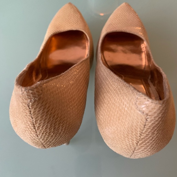 Shoes BCBG tan - Picture 3 of 8